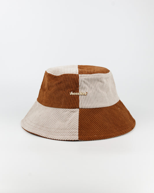 Suede Checkers Bucket Hat in Khaki / Beige