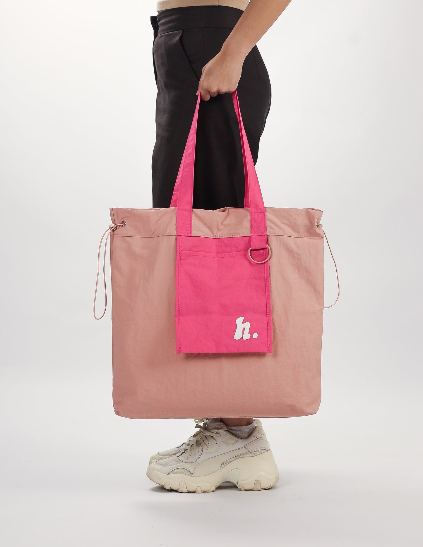 Fold-N-Go Carryall Tote / 001 in Flamingo Pink