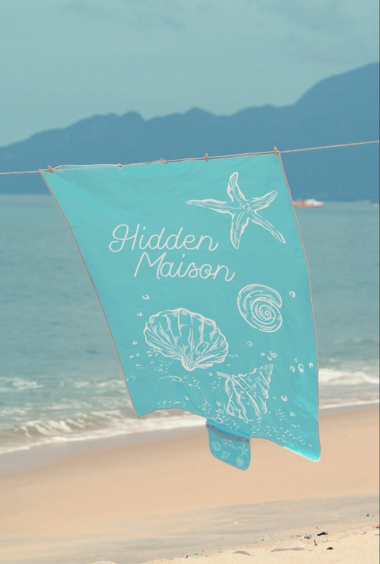 Hidden Maison Picnic Mat