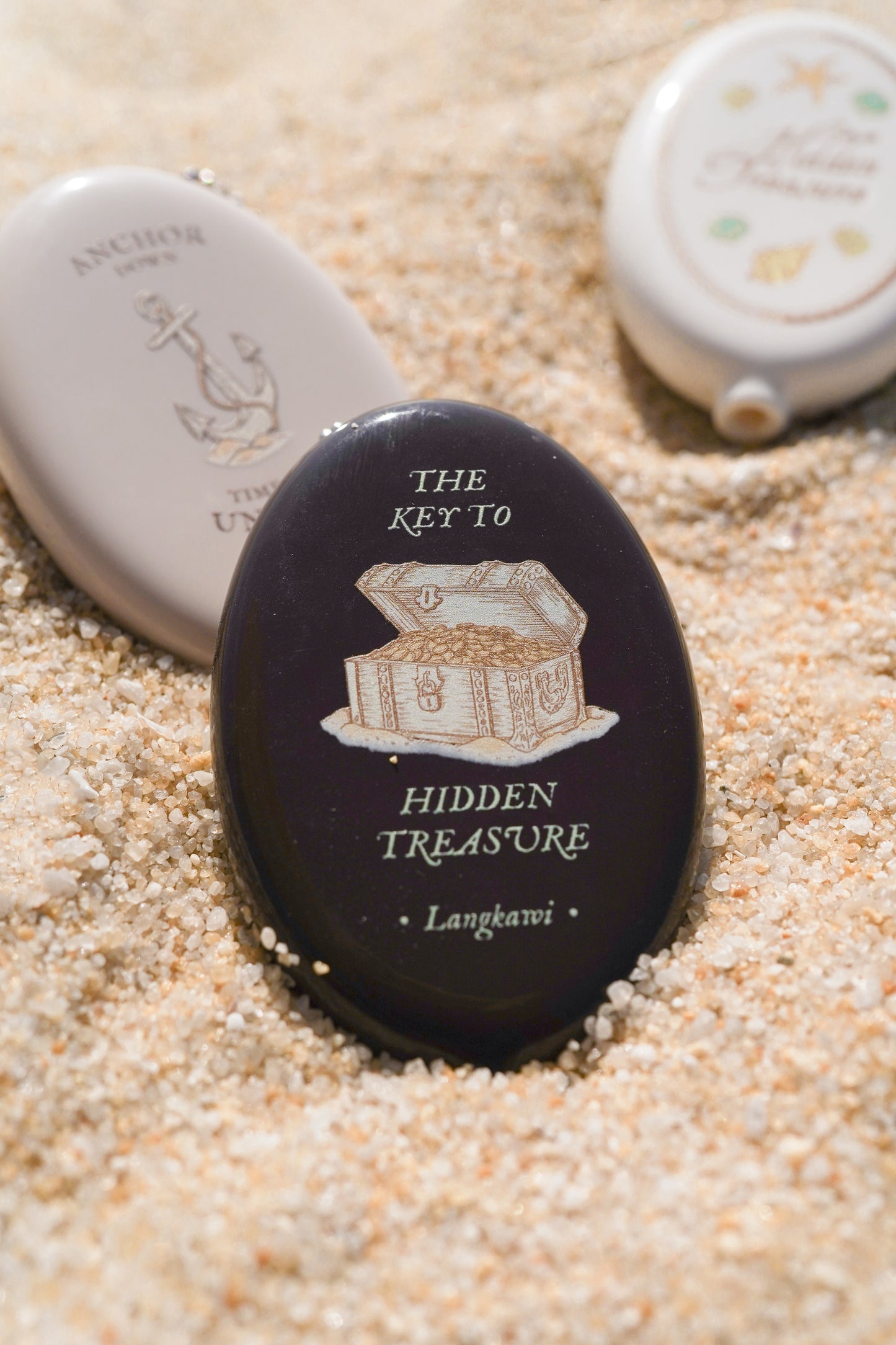 Hidden Treasure Silicone Coin Caddy Charm