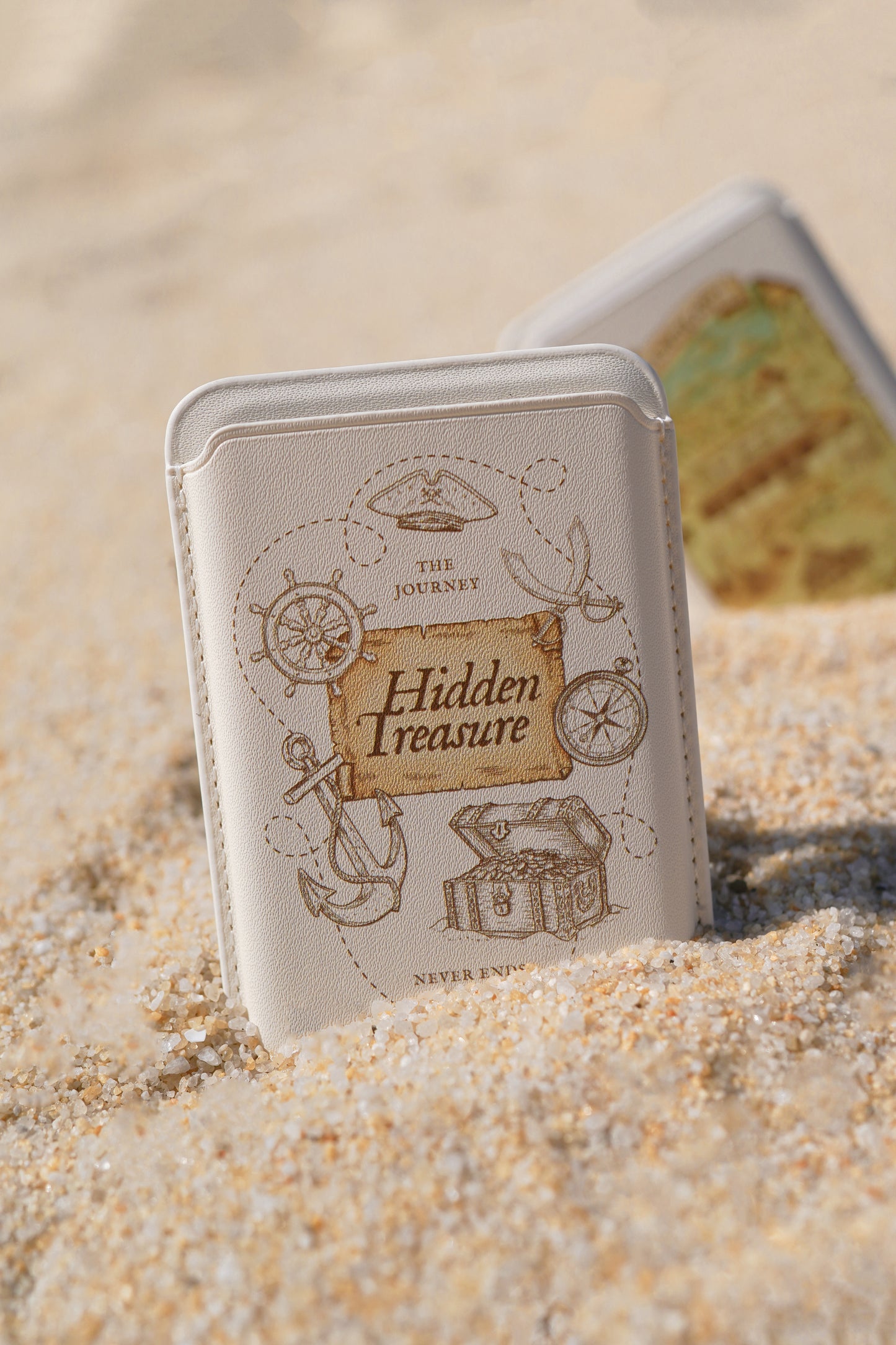 Hidden Treasure Magsafe Cardholder
